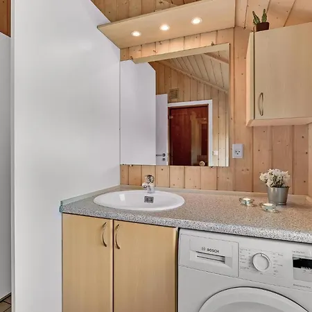Gorgeous In Hvide Sande With Kitchen Holiday home *